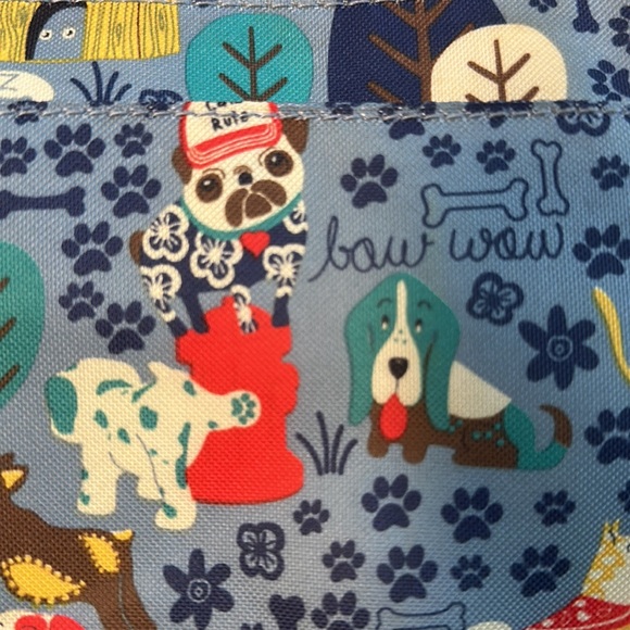 Lily Bloom purse with multiple pockets and adjustable strap - Picture 11 of 12